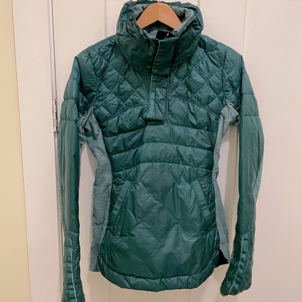 Lululemon puffy pullover
